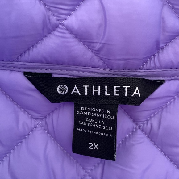 ❄️ATHLETA WHISPER WEIGHT FEATHERLESS QUILTED PUFFER JACKET❄️ - Picture 4 of 10